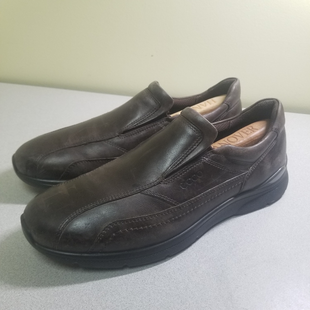 LIKE NEW Ecco Loafers